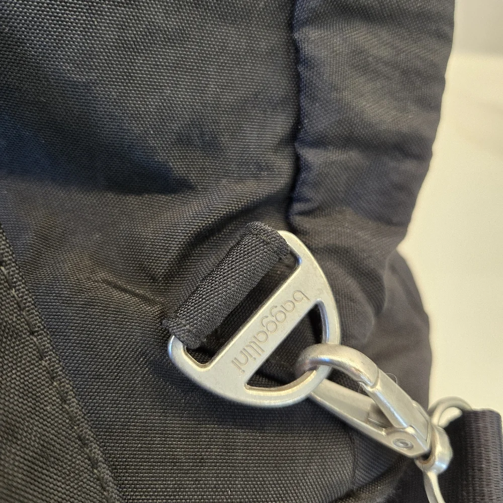Baggallini Convertible Backpack Black‎ Travel Lightweight Pockets